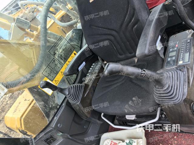 座椅后部（駕駛室部分）