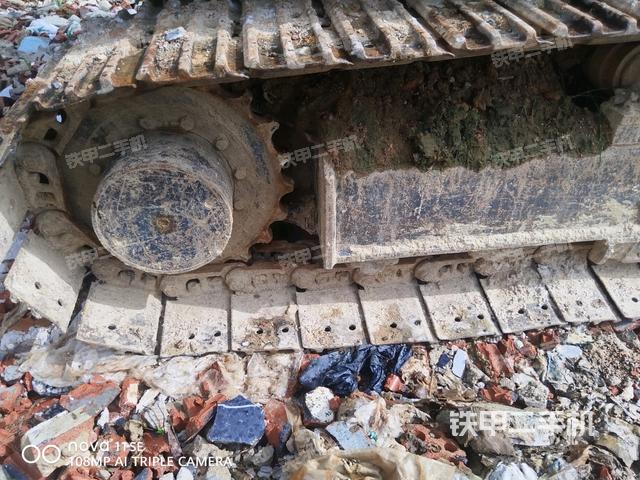 左驅(qū)動(dòng)輪（行走機(jī)構(gòu)）