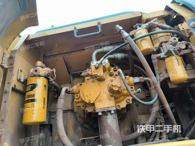 液压泵室（大件舱室）