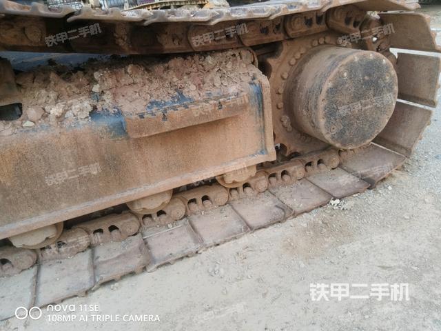 左驅(qū)動(dòng)輪（行走機(jī)構(gòu)）