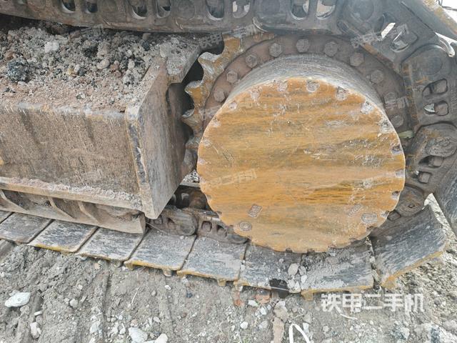 左驱动轮（行走机构）