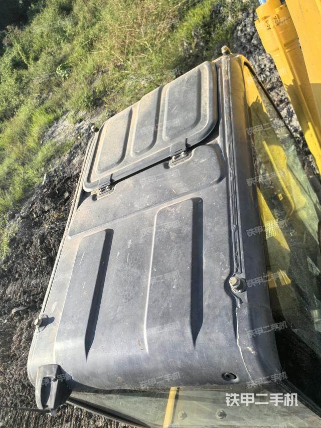 駕駛室頂部俯視（上車部件）