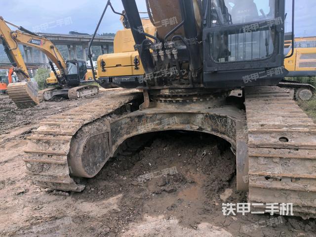 大臂根部?斜視（工作和回轉(zhuǎn)裝置）