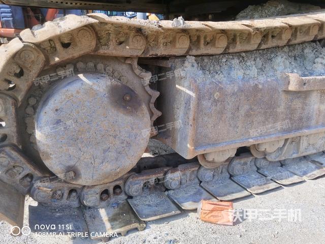 右驱动轮（行走机构）