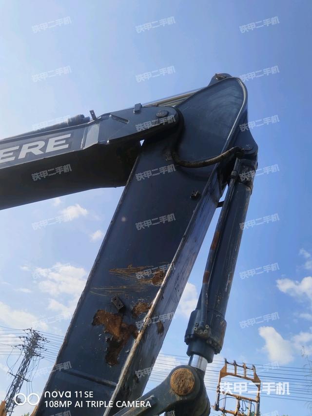 大臂整体 右侧（工作和回转装置）