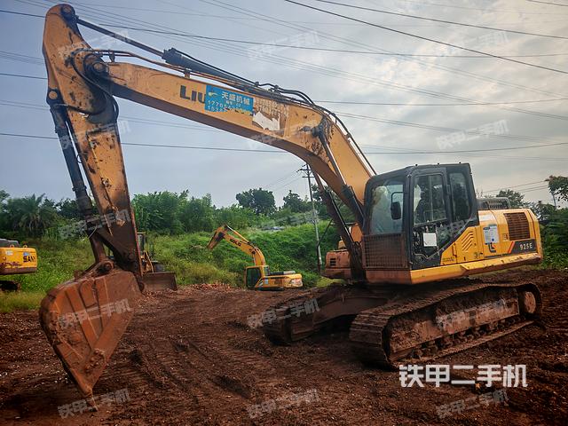 柳工CLG920E挖掘机