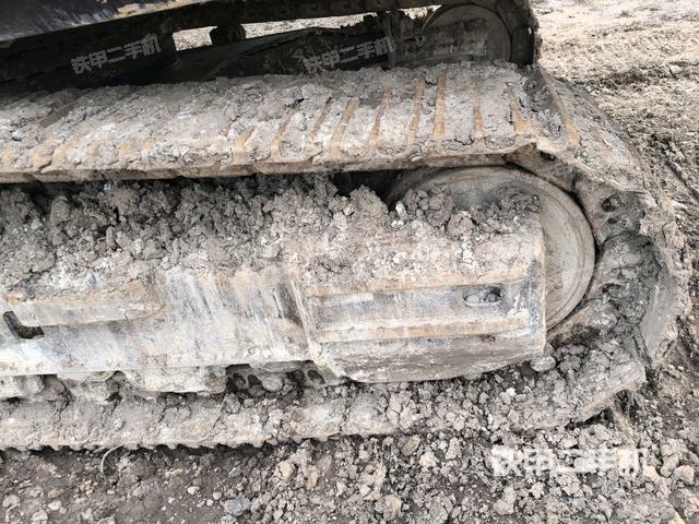 右驅(qū)動(dòng)輪（行走機(jī)構(gòu)）