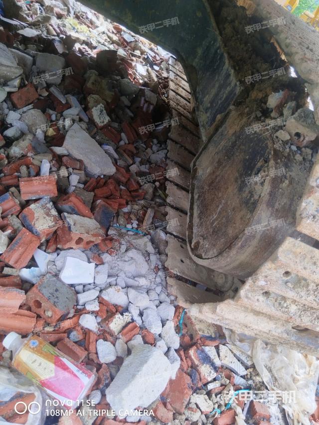 右側(cè)行走馬達(dá)蓋板（行走機(jī)構(gòu)）