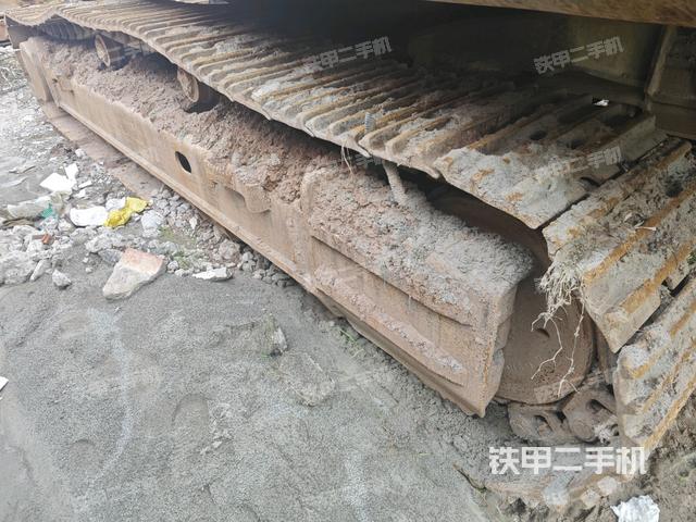 右側(cè)履帶整體（行走機(jī)構(gòu)）