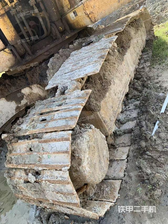 單側(cè)履帶整體（整機外觀）