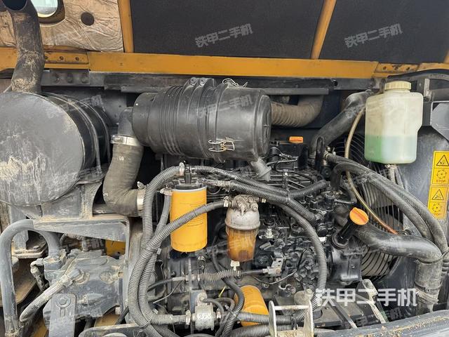 发动机整体俯视（整机外观）