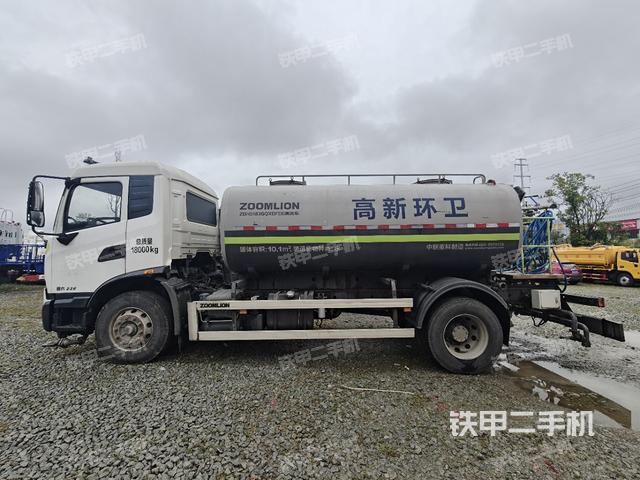 整机左侧（设备外观及核心部件）