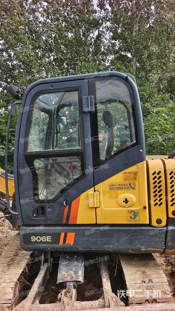 ?駕駛室正側(cè)（駕駛室部分）