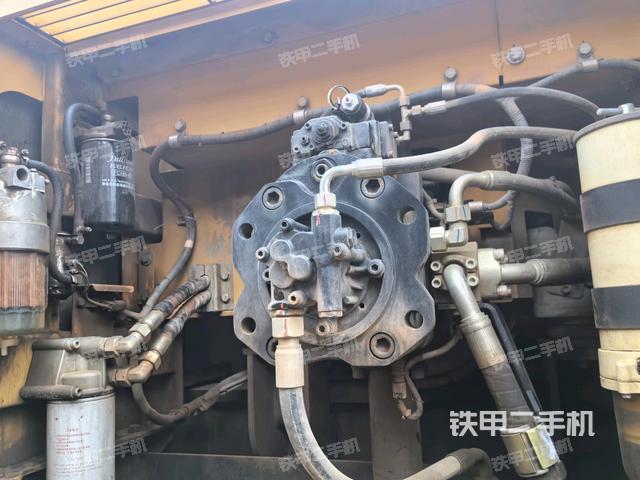 液压泵斜45 左（大件舱室）