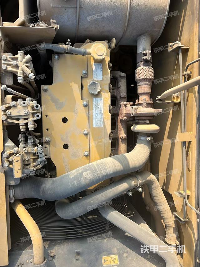 发动机整体俯视（整机外观）