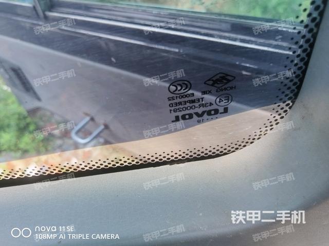 座椅后部（駕駛室部分）