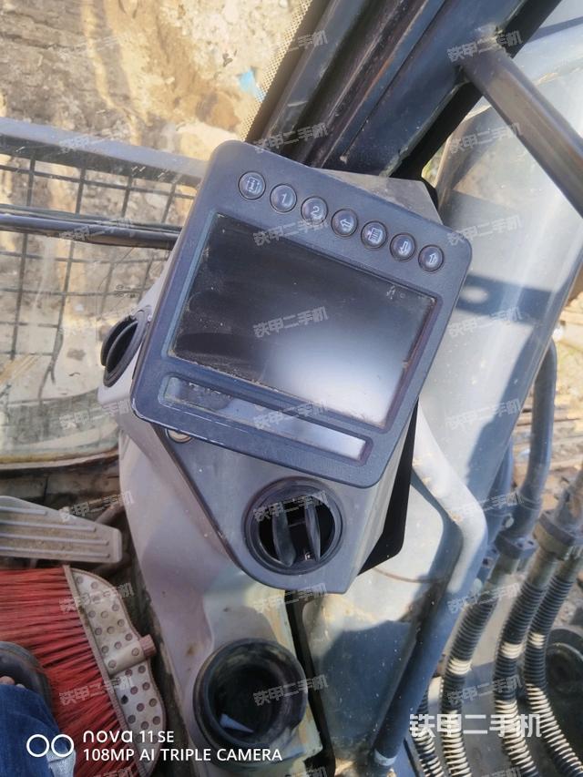 显示屏 （驾驶室部分）