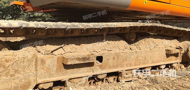 单侧履带整体（整机外观）