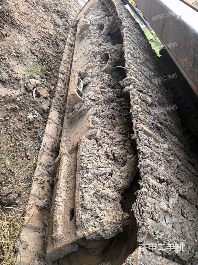 右侧履带整体（行走机构）