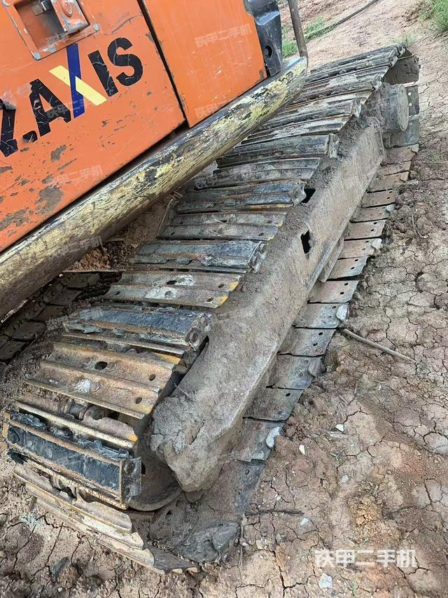 单侧履带整体（整机外观）