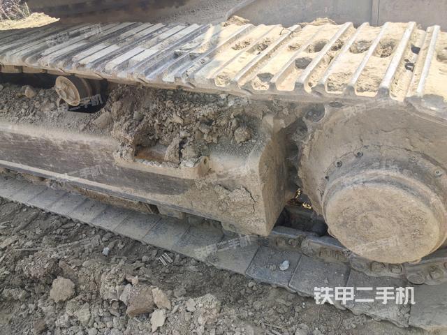 单侧履带整体（整机外观）