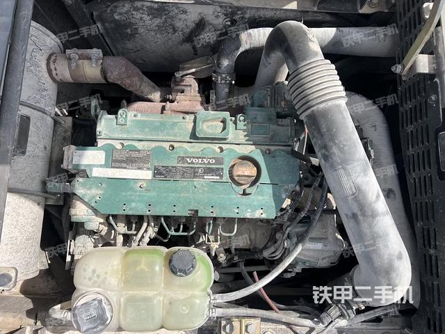 發(fā)動(dòng)機(jī)整體俯視（整機(jī)外觀）