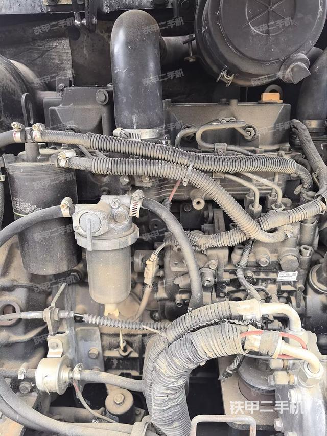 發(fā)動(dòng)機(jī)整體俯視（整機(jī)外觀）