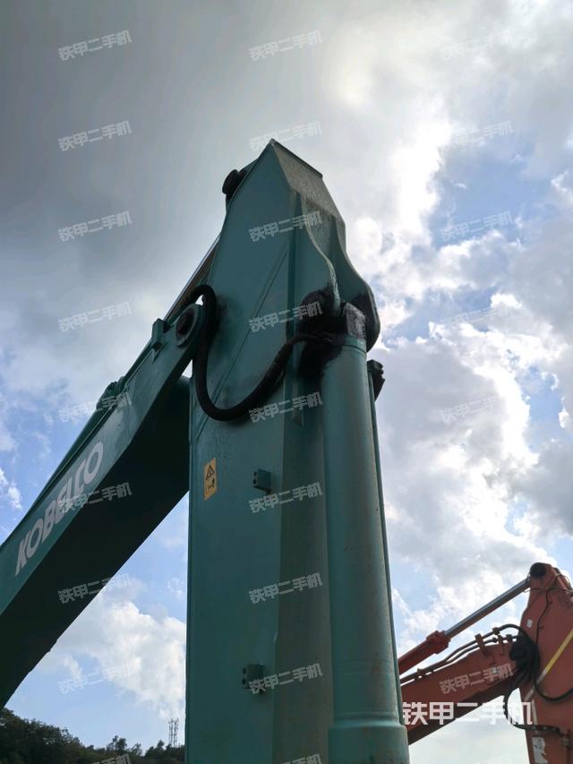 小臂整體右前（工作和回轉(zhuǎn)裝置）