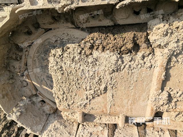 左導(dǎo)向輪（行走機(jī)構(gòu)）