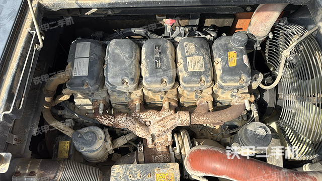 發(fā)動(dòng)機(jī)整體俯視（整機(jī)外觀）