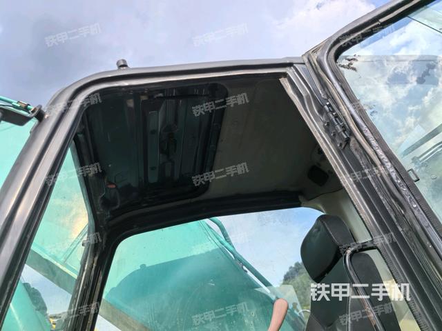 頂棚整體（駕駛室部分）