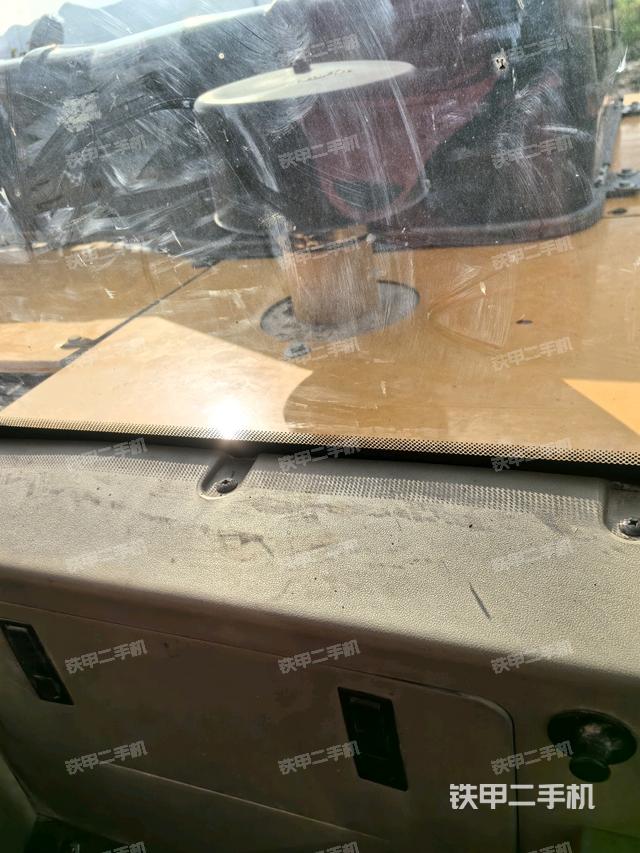 后窗玻璃角標(biāo)（駕駛室部分）