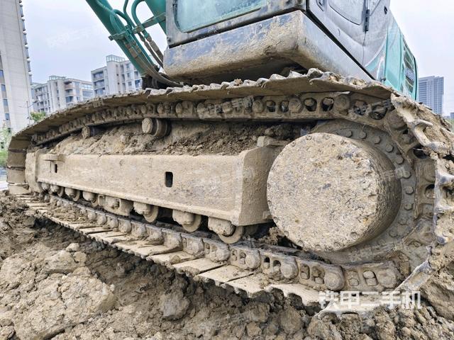 右侧履带整体（行走机构）