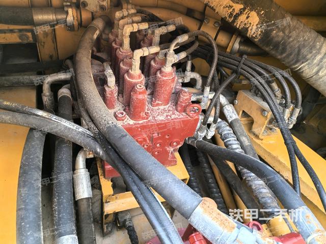 分配閥（上車部件）