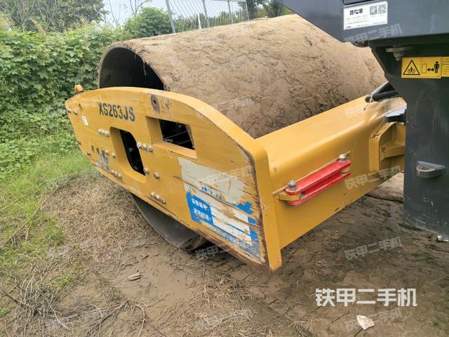 正后側(cè)（壓路機前后車架）