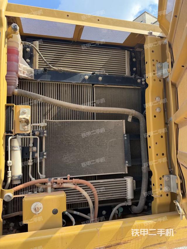 散热器正面（大件舱室）