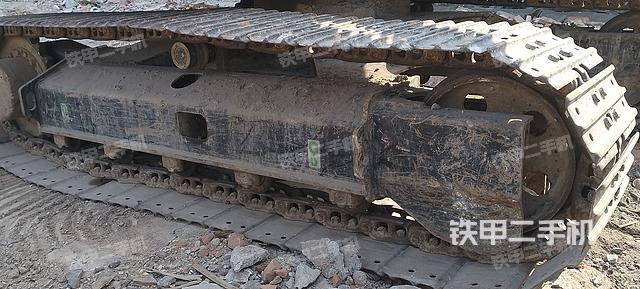 單側(cè)履帶整體（整機(jī)外觀）