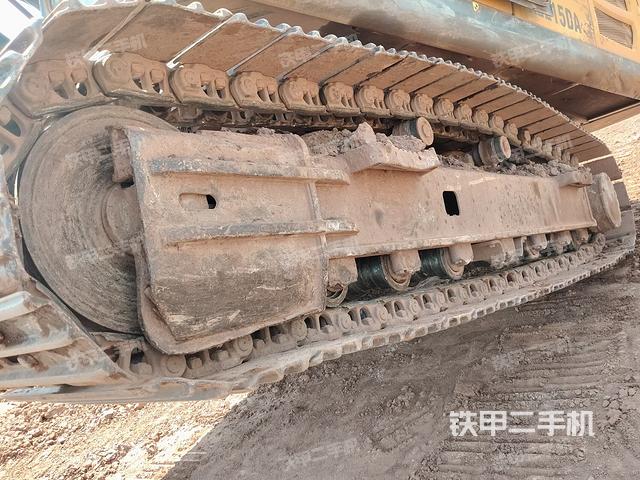 单侧履带整体（整机外观）