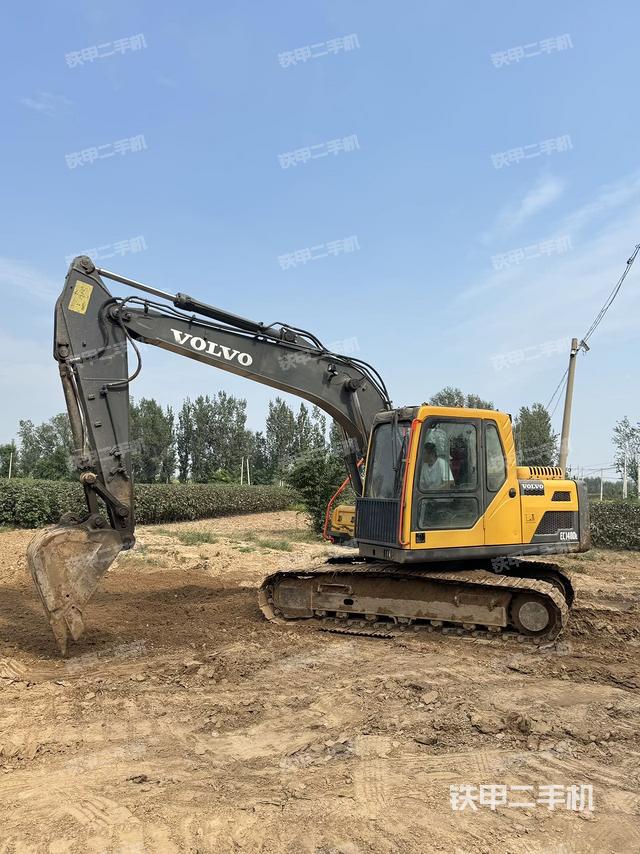 駕駛室整體（整機(jī)外觀）