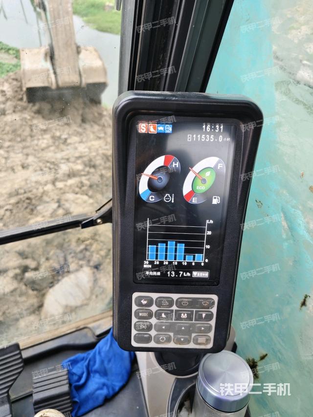 显示屏 （驾驶室部分）