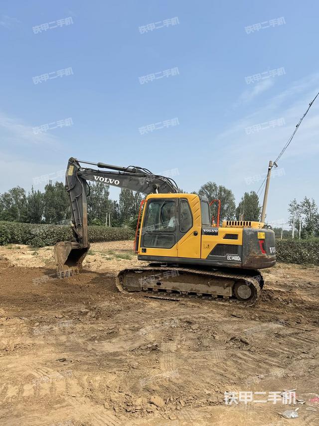 沃爾沃EC140D挖掘機