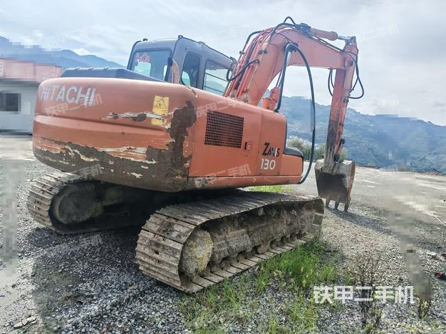 整機右后45°（整機外觀）