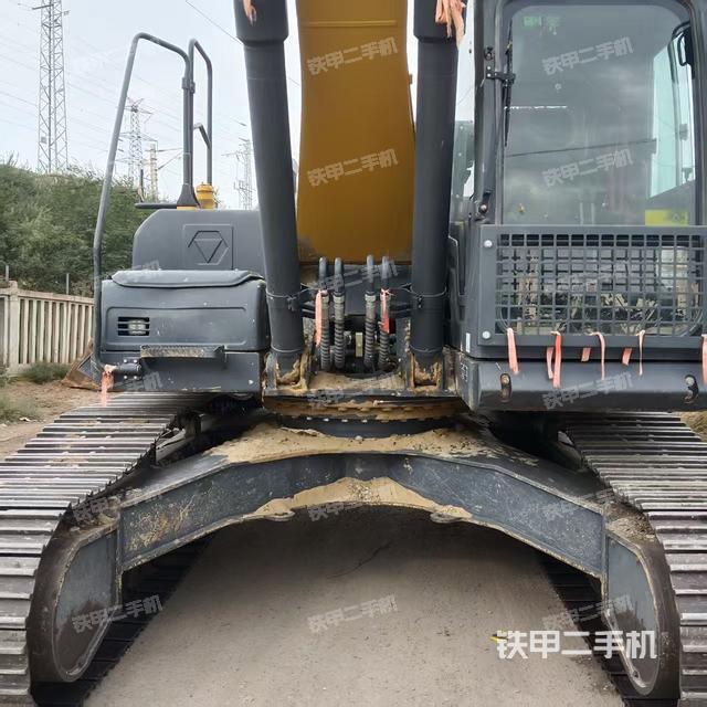 驾驶室整体（整机外观）