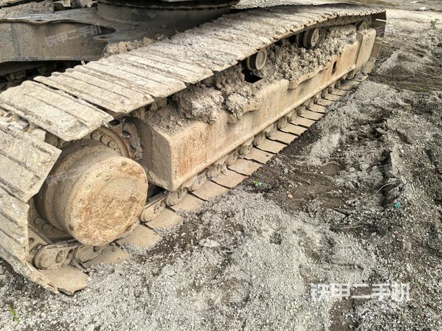 左側(cè)履帶整體?（行走機構(gòu)）