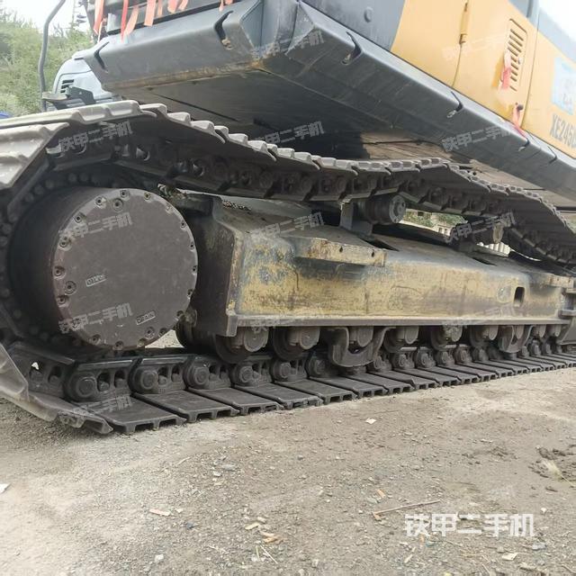 单侧履带整体（整机外观）