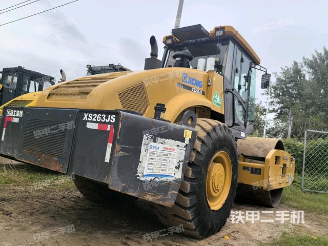 右后45°（壓路機整機外觀）