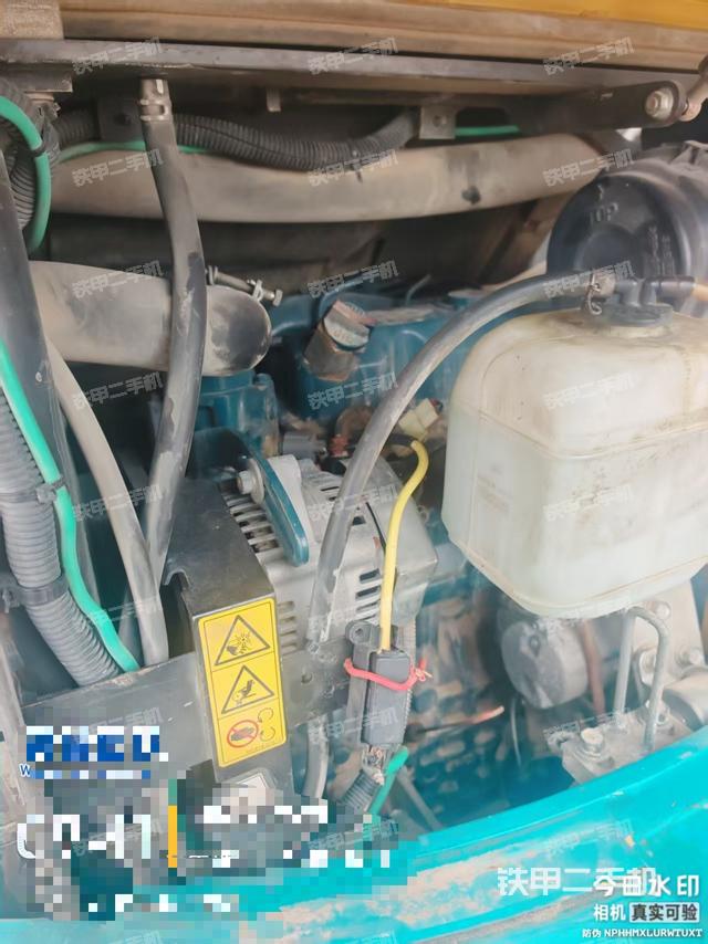 發(fā)動(dòng)機(jī)整體俯視（整機(jī)外觀）