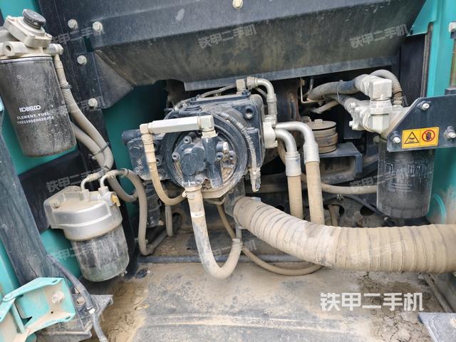 液压泵室（大件舱室）