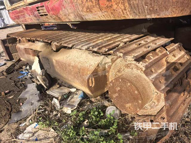 單側(cè)履帶整體（整機(jī)外觀）