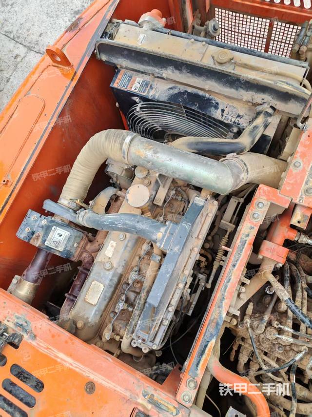 發(fā)動(dòng)機(jī)整體俯視（整機(jī)外觀）